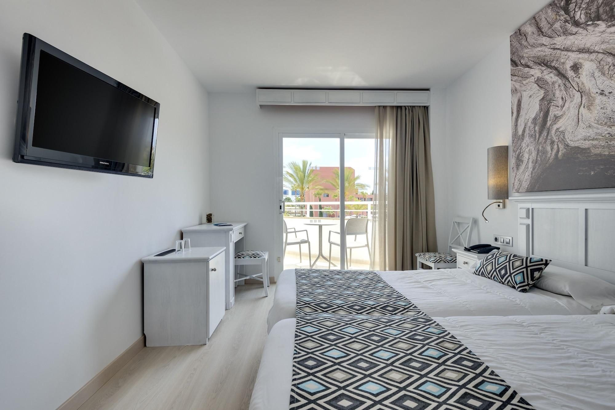 Cala Millor Garden Hotel - Adults Only Екстер'єр фото