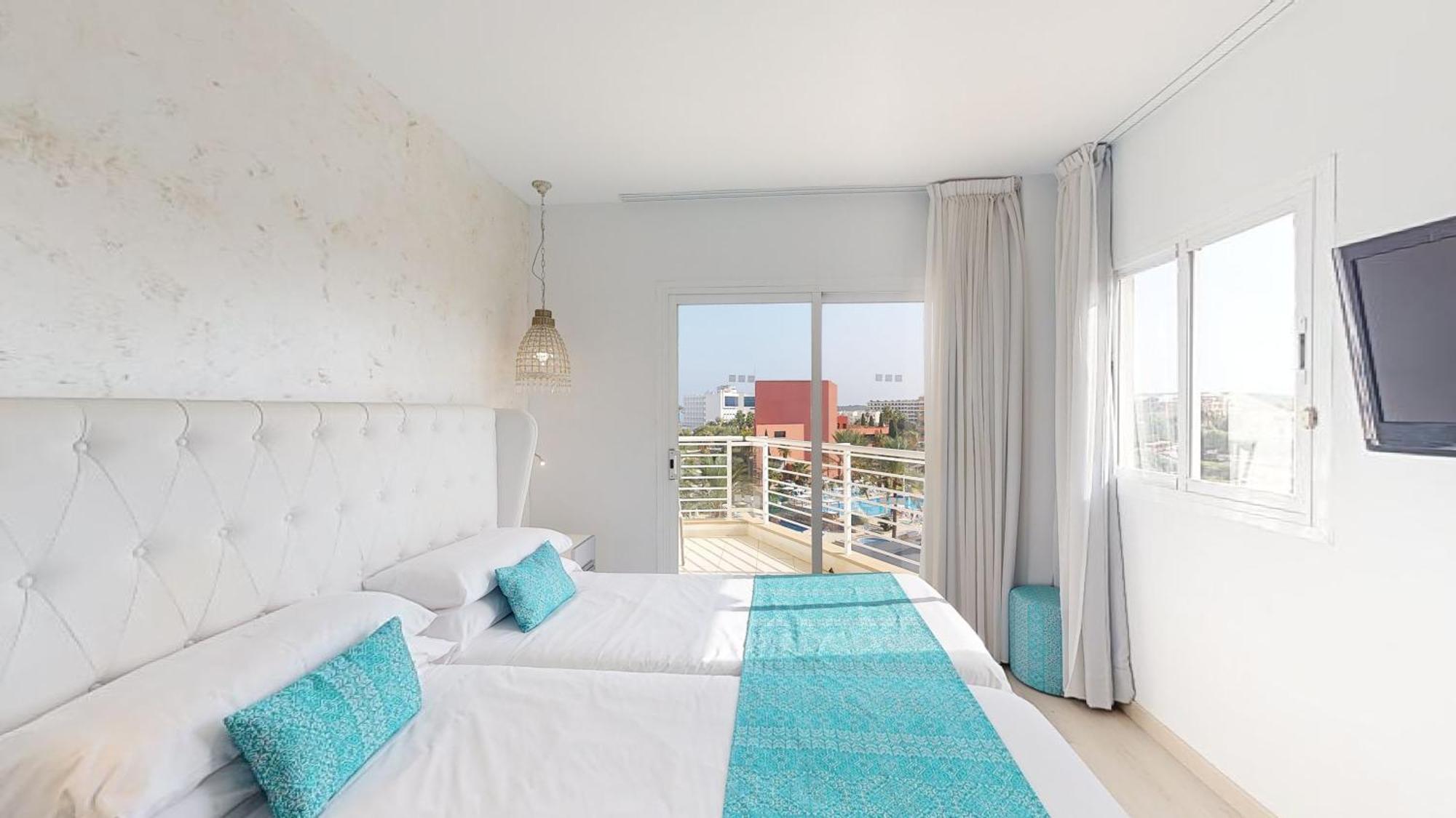 Cala Millor Garden Hotel - Adults Only Екстер'єр фото